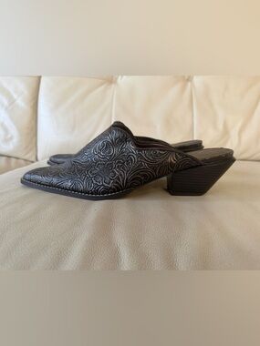 Embossed Floral Leather Mule in Dark Brown